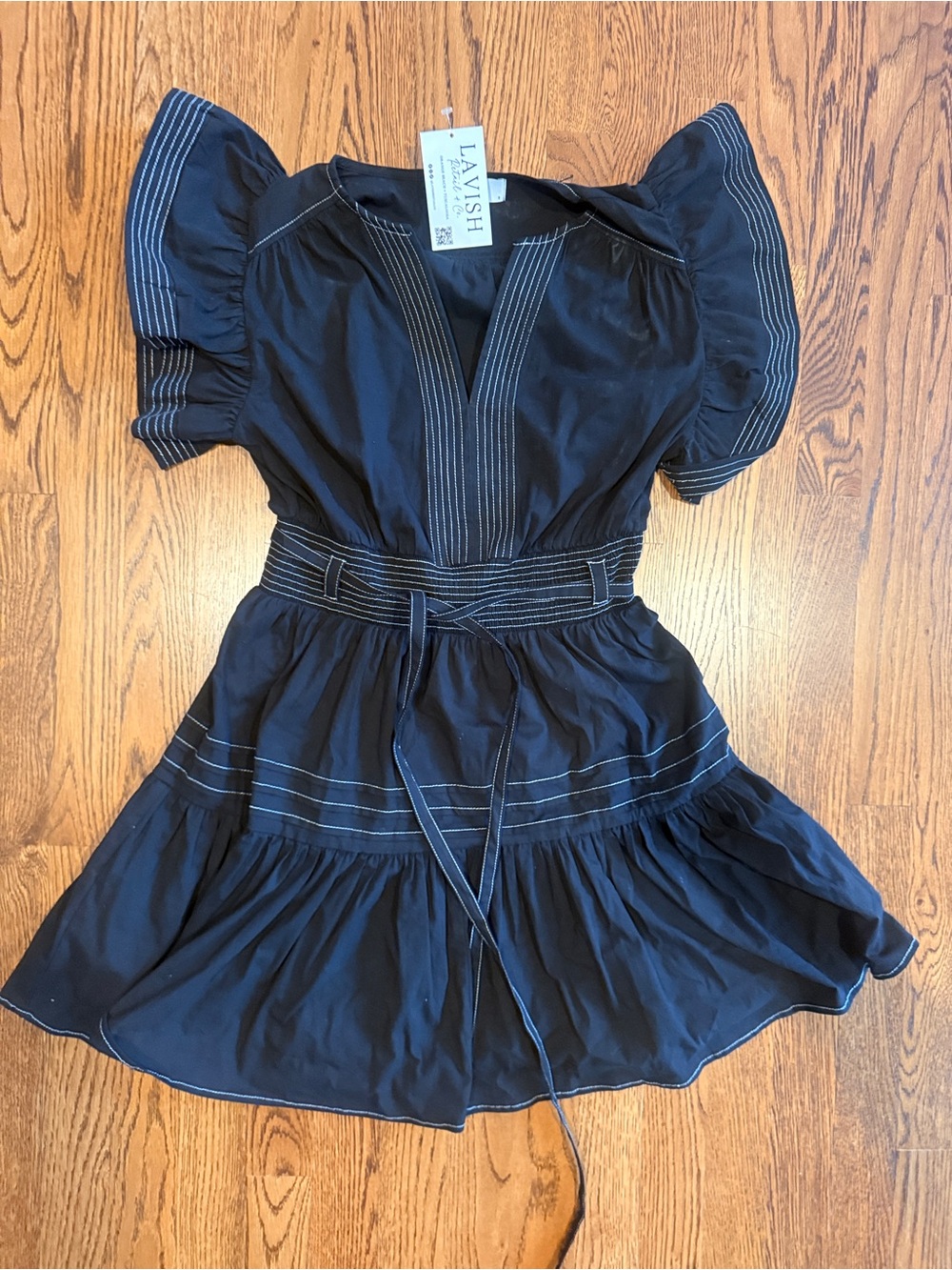 NWT black v neck Flutter Sleeve short A line Dress fitted waist small